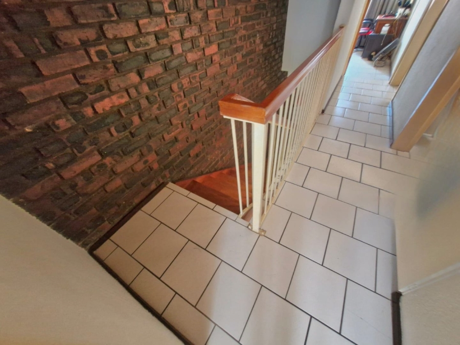 3 Bedroom Property for Sale in Sinoville Gauteng