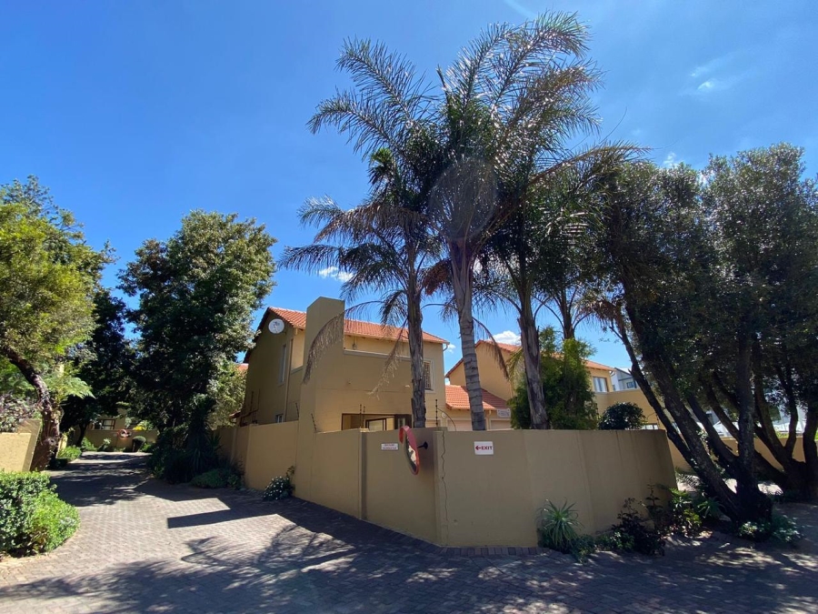 To Let 3 Bedroom Property for Rent in Northgate Gauteng