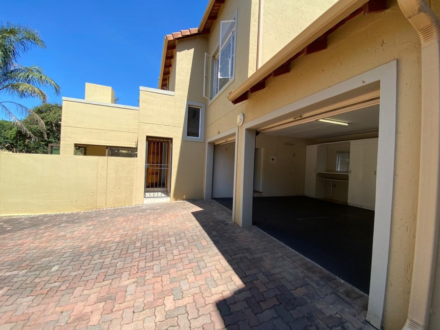 To Let 3 Bedroom Property for Rent in Northgate Gauteng