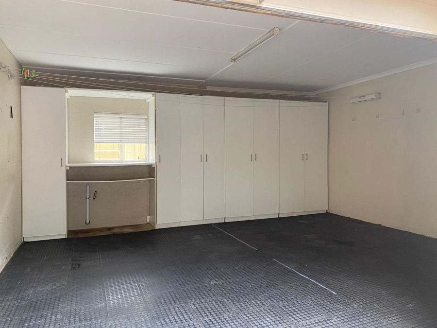To Let 3 Bedroom Property for Rent in Northgate Gauteng