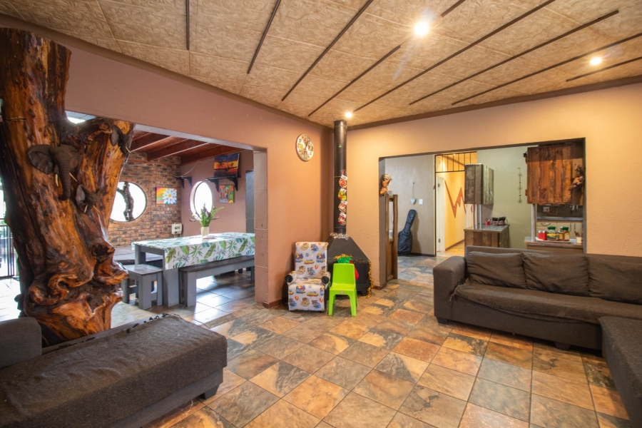 3 Bedroom Property for Sale in Bonaero Park Gauteng