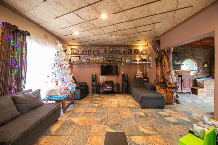 3 Bedroom Property for Sale in Bonaero Park Gauteng