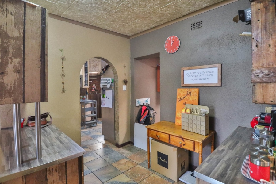 3 Bedroom Property for Sale in Bonaero Park Gauteng