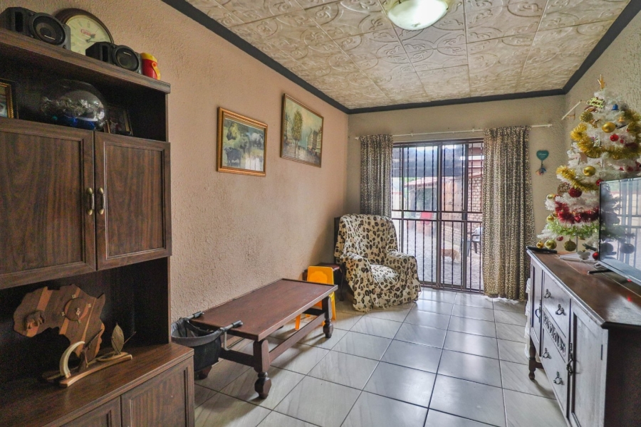 3 Bedroom Property for Sale in Bonaero Park Gauteng