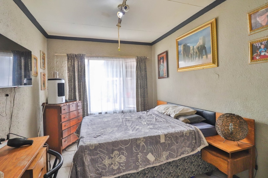 3 Bedroom Property for Sale in Bonaero Park Gauteng