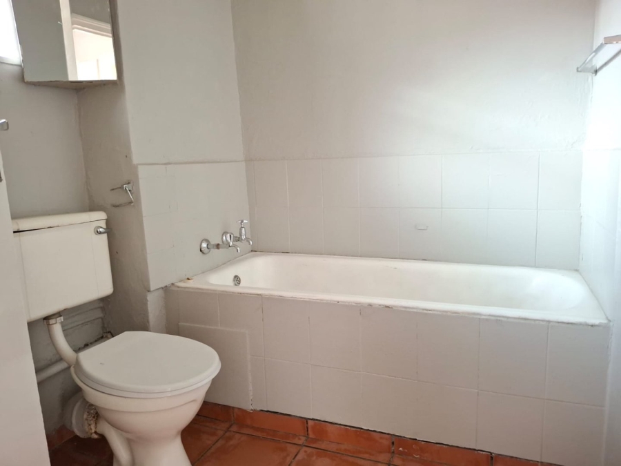 1 Bedroom Property for Sale in Benoni Central Gauteng