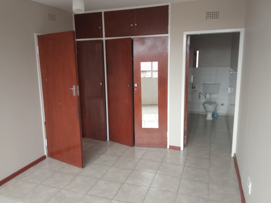  Bedroom Property for Sale in Kensington B Gauteng