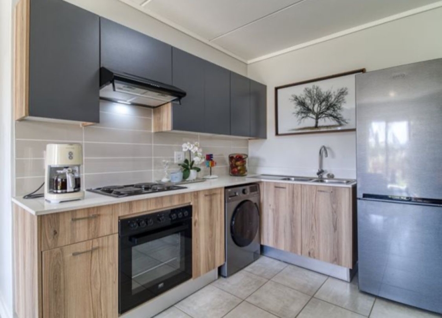 To Let 2 Bedroom Property for Rent in Linbro Park Gauteng