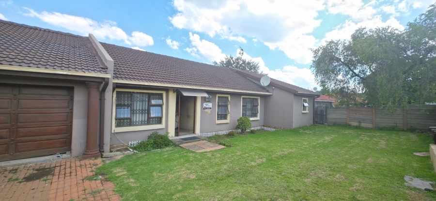 3 Bedroom Property for Sale in Tedstoneville Gauteng