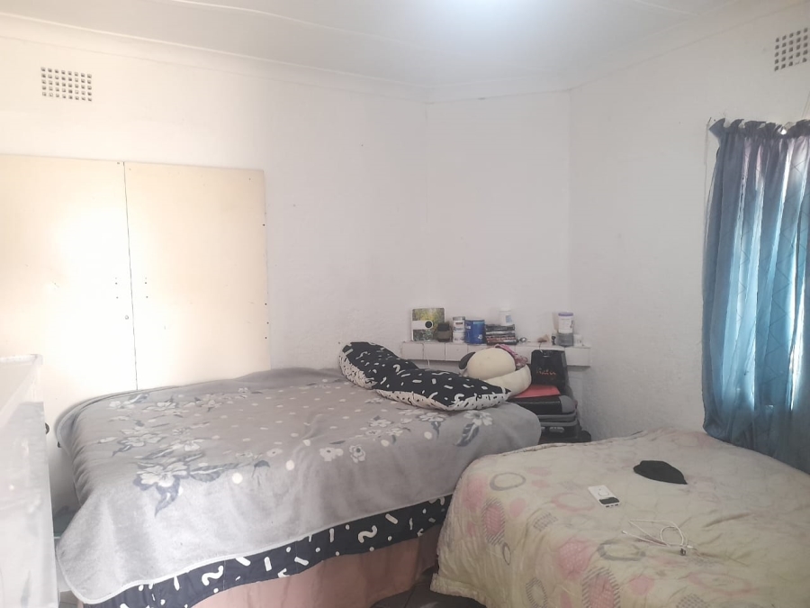 5 Bedroom Property for Sale in South Hills Gauteng