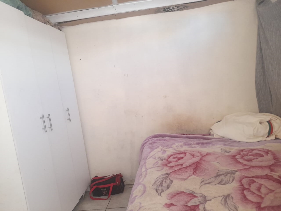 5 Bedroom Property for Sale in South Hills Gauteng