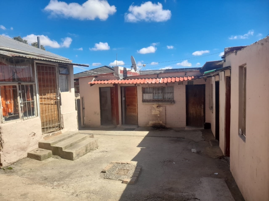 5 Bedroom Property for Sale in South Hills Gauteng