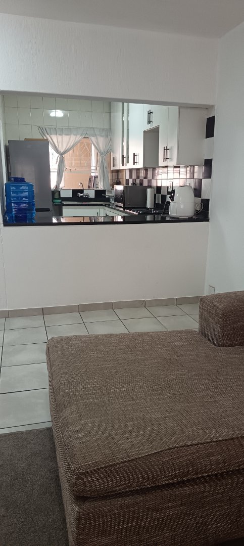2 Bedroom Property for Sale in Vorna Valley Gauteng