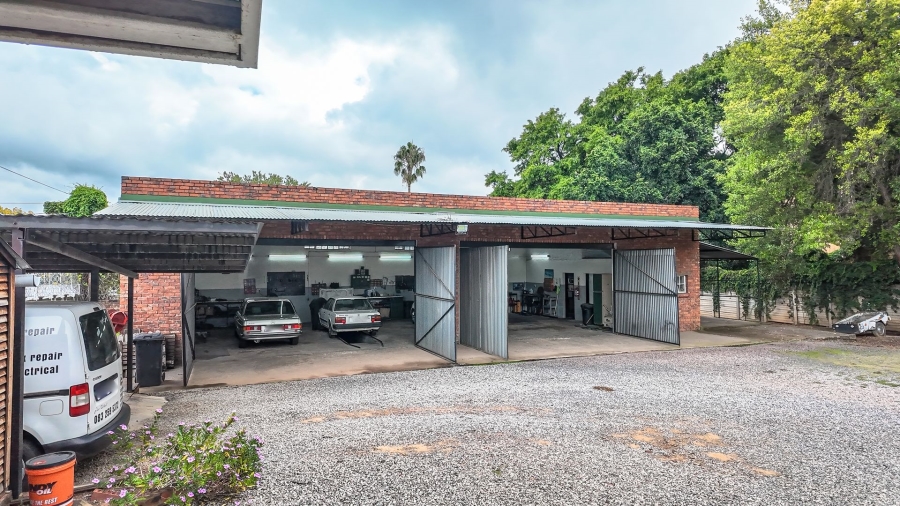  Bedroom Property for Sale in Silverton Gauteng
