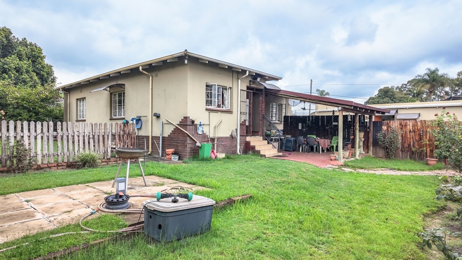  Bedroom Property for Sale in Silverton Gauteng