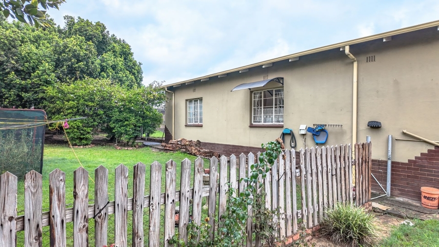  Bedroom Property for Sale in Silverton Gauteng