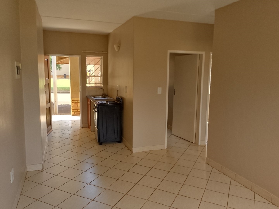 2 Bedroom Property for Sale in Protea Glen Gauteng