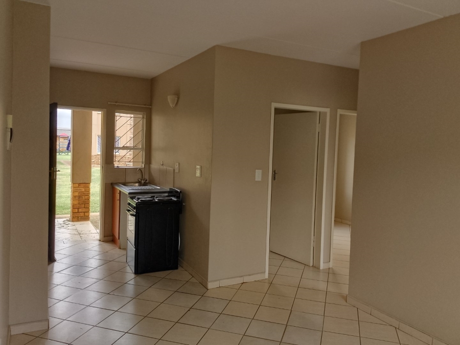 2 Bedroom Property for Sale in Protea Glen Gauteng