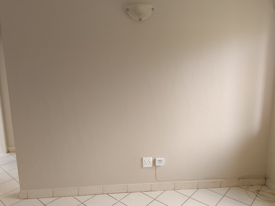 2 Bedroom Property for Sale in Protea Glen Gauteng