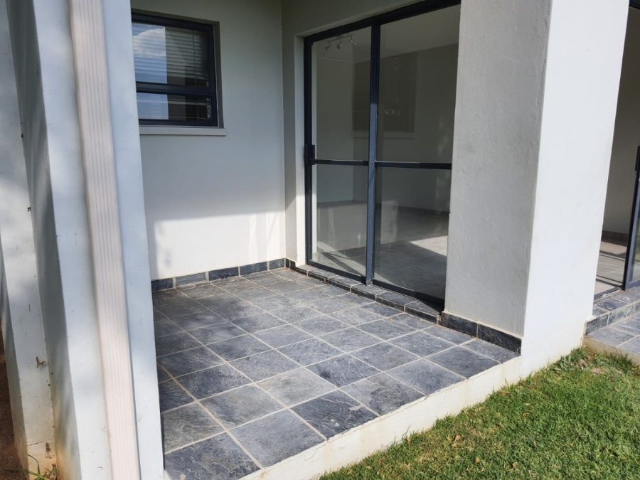To Let 2 Bedroom Property for Rent in Jackal Creek Golf Estate Gauteng