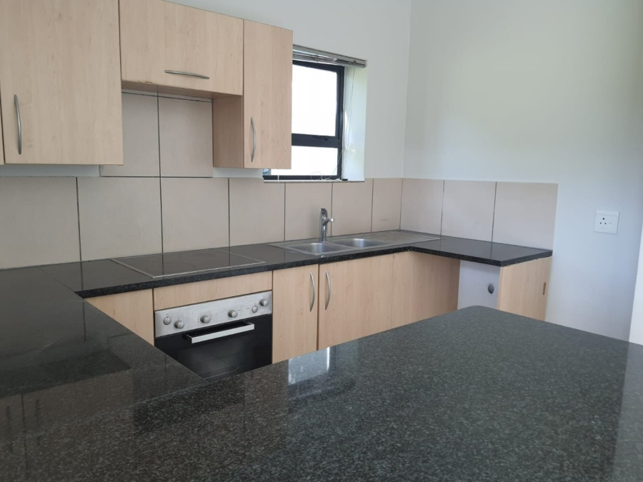 To Let 2 Bedroom Property for Rent in Jackal Creek Golf Estate Gauteng