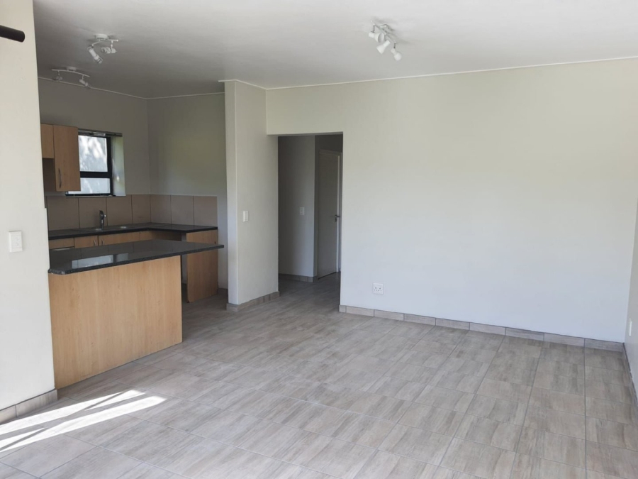 To Let 2 Bedroom Property for Rent in Jackal Creek Golf Estate Gauteng