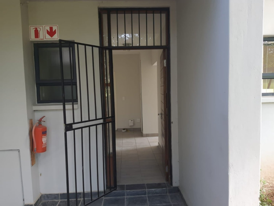 To Let 2 Bedroom Property for Rent in Jackal Creek Golf Estate Gauteng