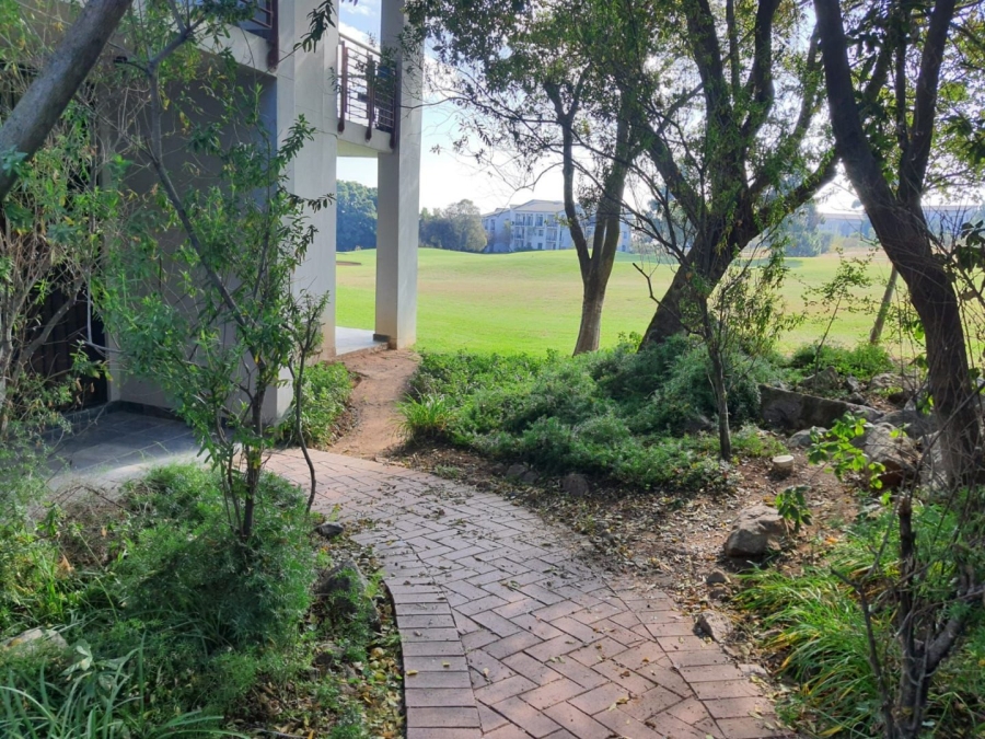 To Let 2 Bedroom Property for Rent in Jackal Creek Golf Estate Gauteng