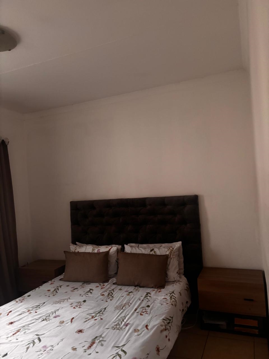  Bedroom Property for Sale in Hesteapark Gauteng