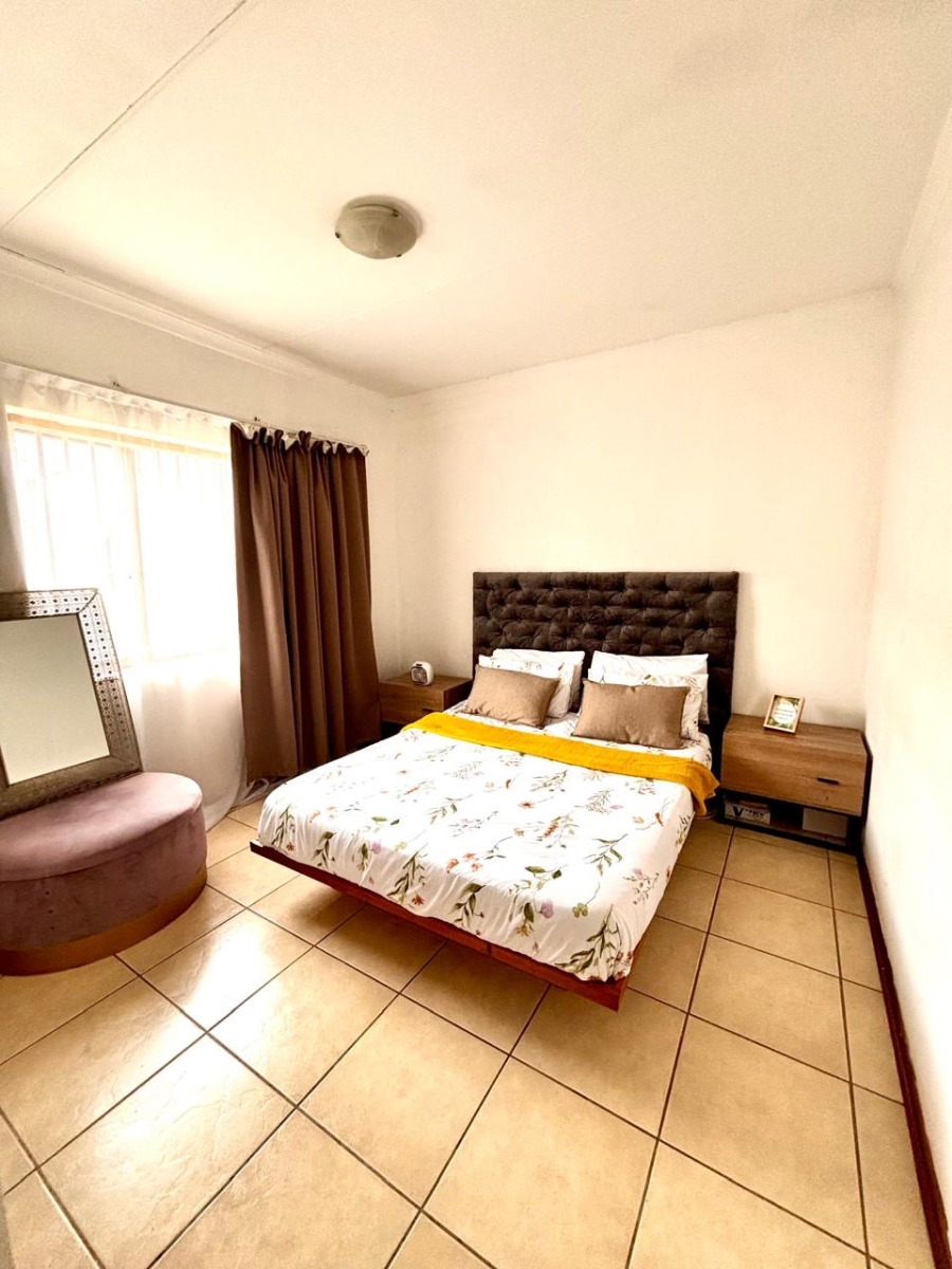 2 Bedroom Property for Sale in Hesteapark Gauteng