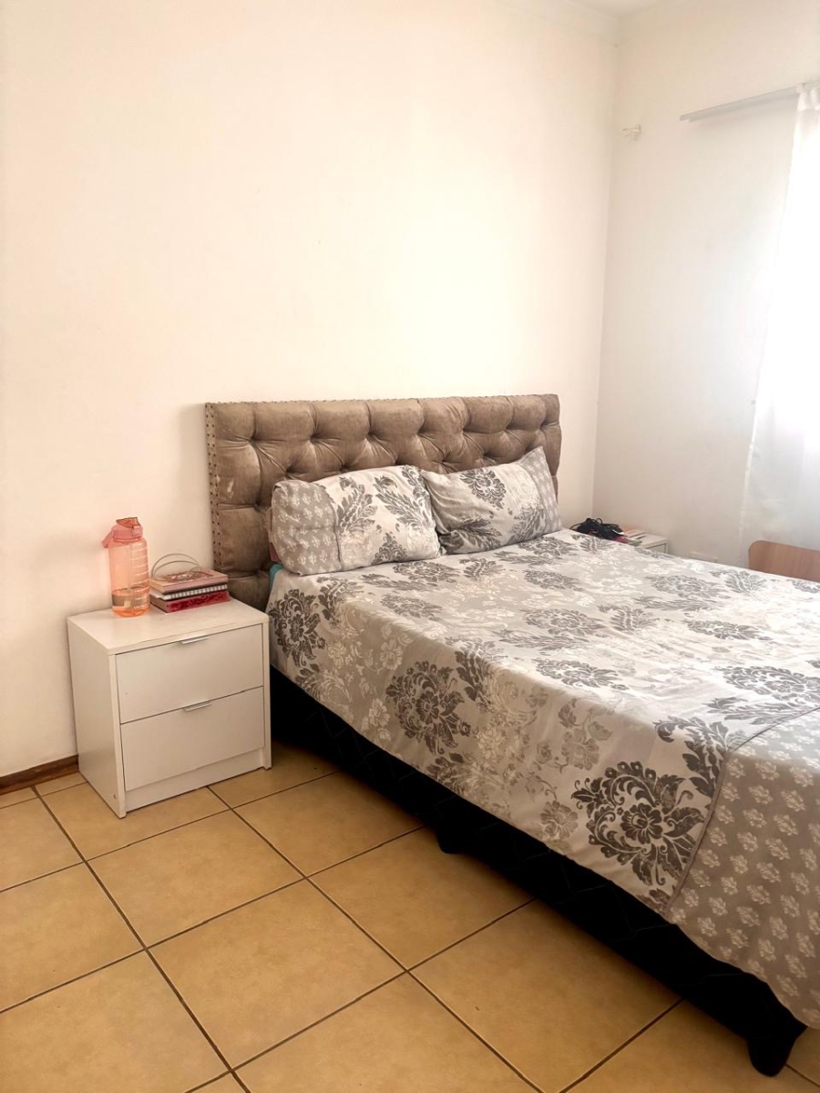 2 Bedroom Property for Sale in Hesteapark Gauteng