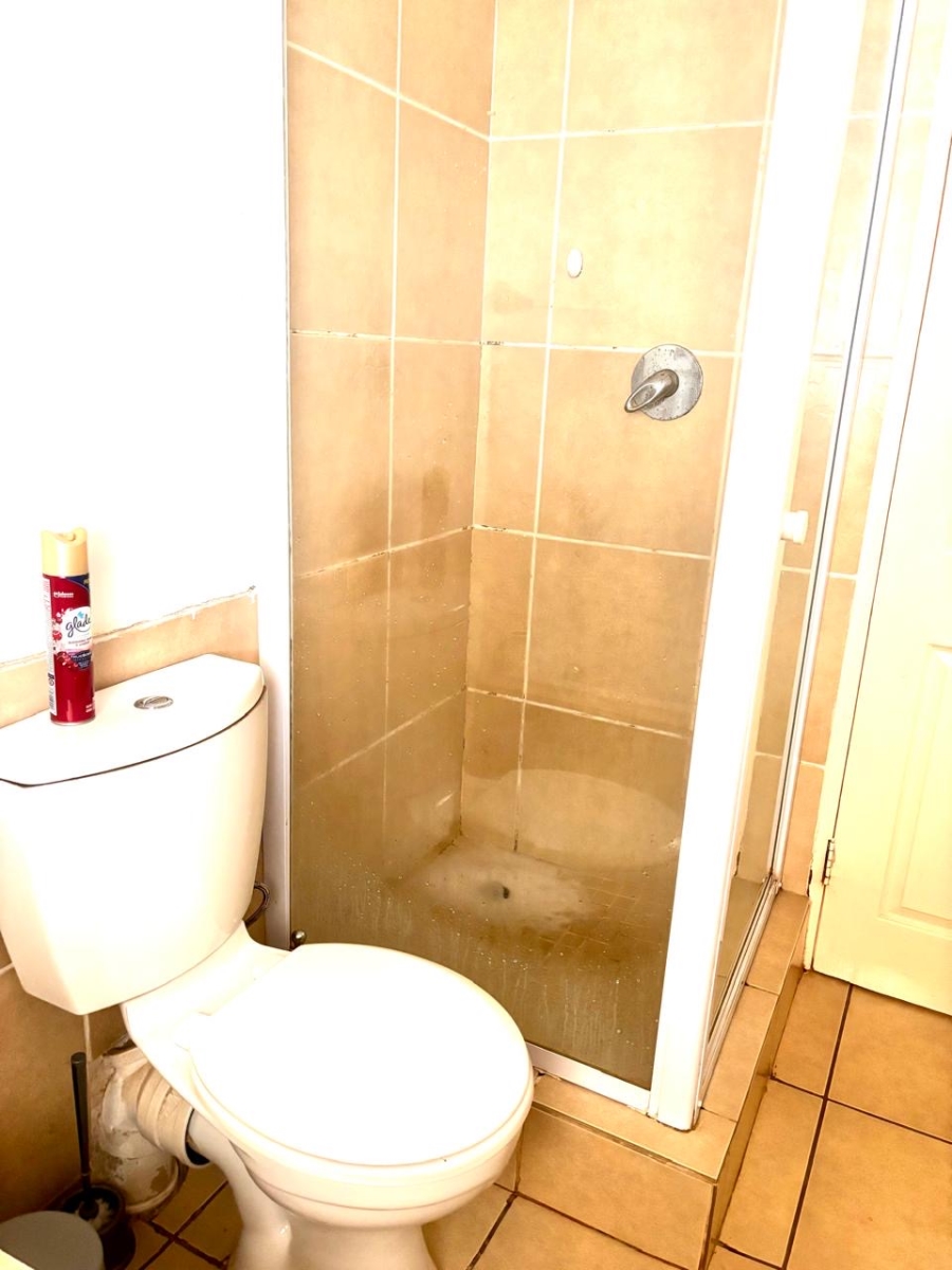 2 Bedroom Property for Sale in Hesteapark Gauteng