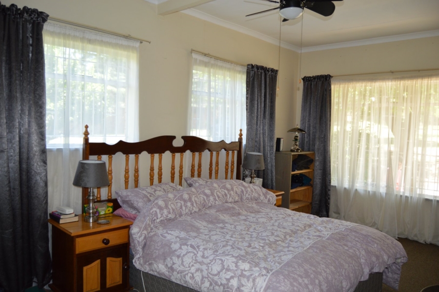 To Let 2 Bedroom Property for Rent in Glen Austin Gauteng