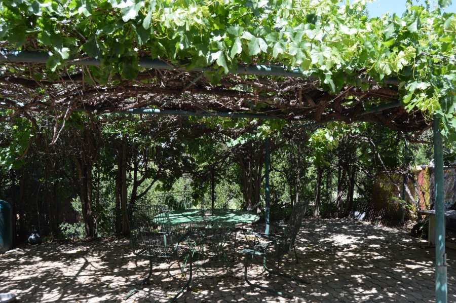 To Let 2 Bedroom Property for Rent in Glen Austin Gauteng