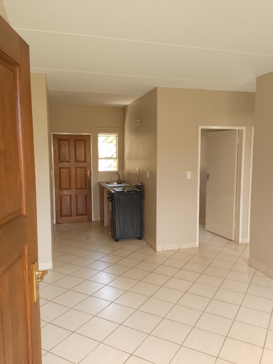 2 Bedroom Property for Sale in Protea Glen Gauteng