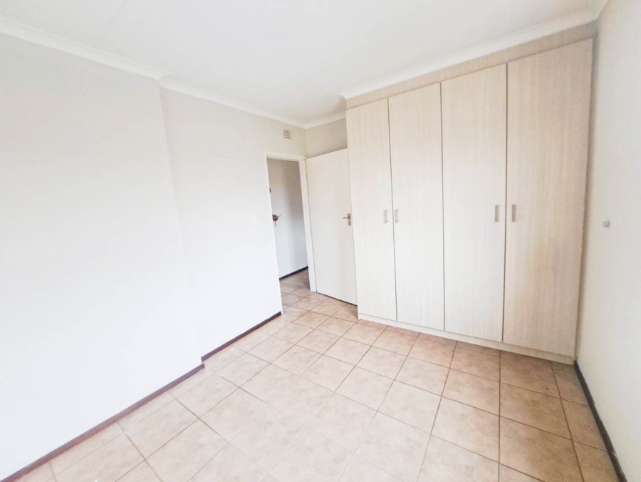 To Let 2 Bedroom Property for Rent in Erand Gardens Gauteng