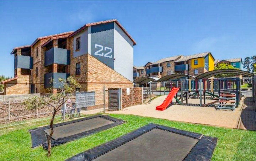 To Let 2 Bedroom Property for Rent in Erand Gardens Gauteng
