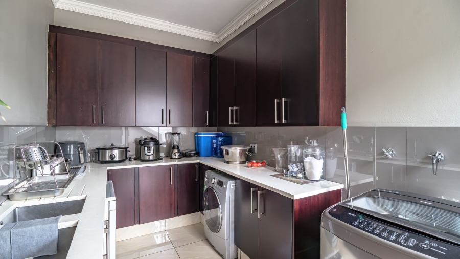 4 Bedroom Property for Sale in Serengeti Lifestyle Estate Gauteng