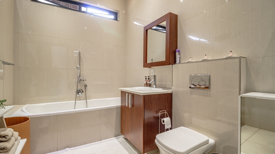 4 Bedroom Property for Sale in Serengeti Lifestyle Estate Gauteng