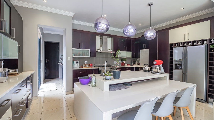 4 Bedroom Property for Sale in Serengeti Lifestyle Estate Gauteng