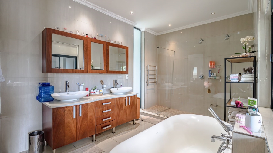 4 Bedroom Property for Sale in Serengeti Lifestyle Estate Gauteng