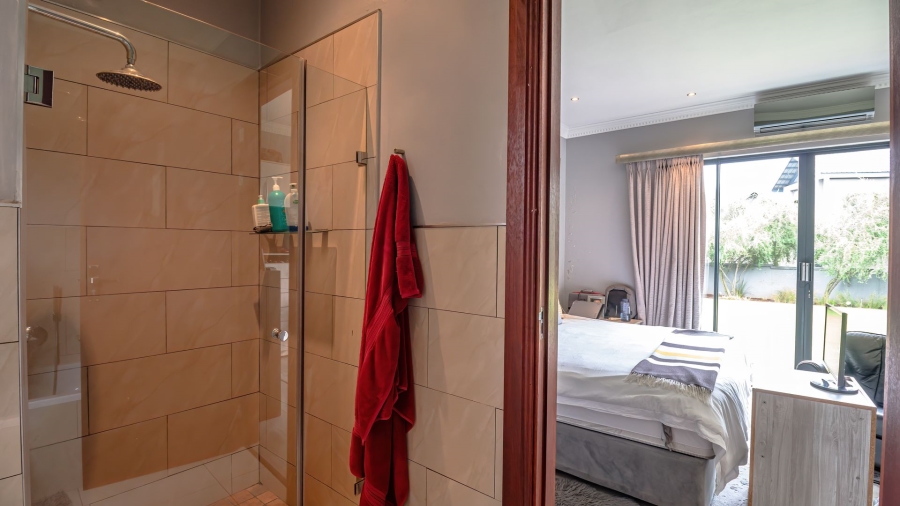 4 Bedroom Property for Sale in Serengeti Lifestyle Estate Gauteng