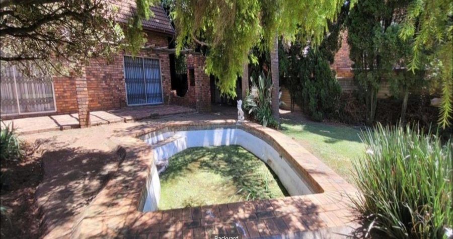 2 Bedroom Property for Sale in Birch Acres Gauteng