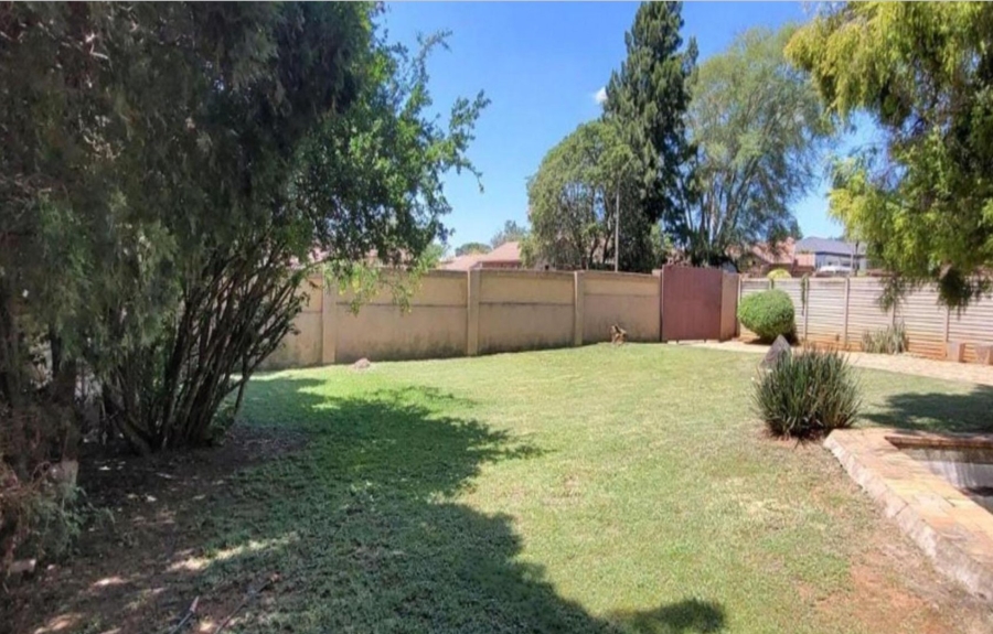 2 Bedroom Property for Sale in Birch Acres Gauteng