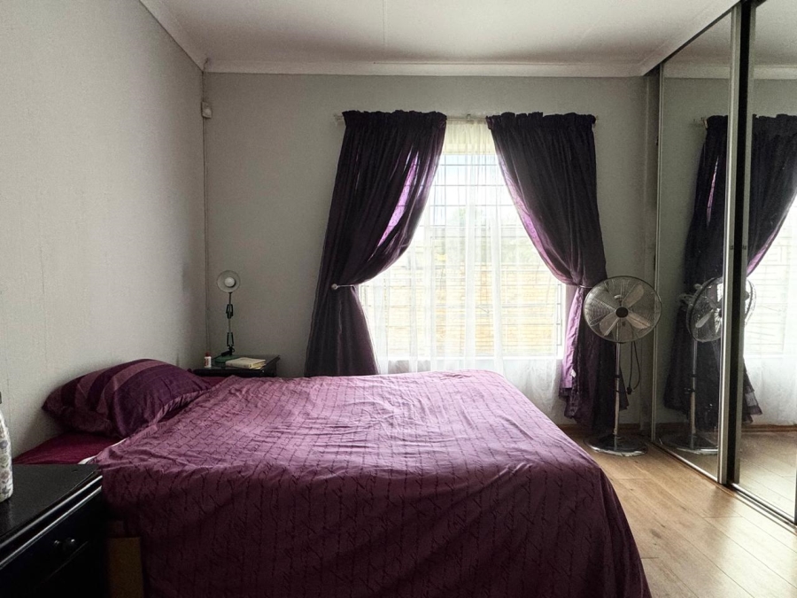 2 Bedroom Property for Sale in Wilgeheuwel Gauteng