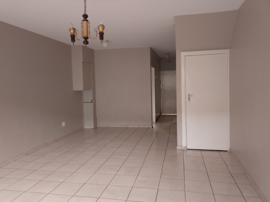 2 Bedroom Property for Sale in Windsor East Gauteng