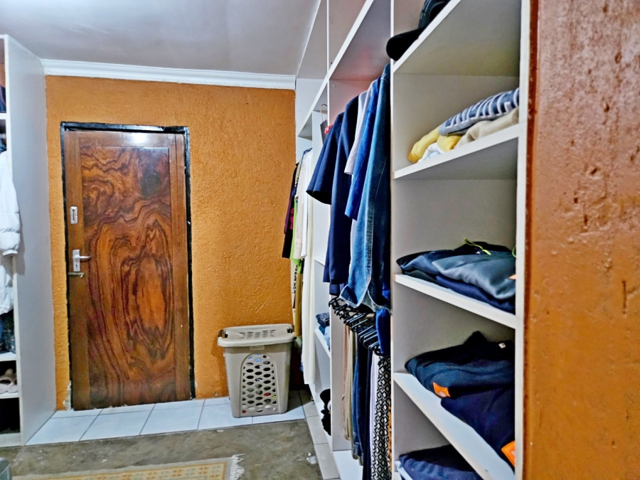 3 Bedroom Property for Sale in Birch Acres Gauteng