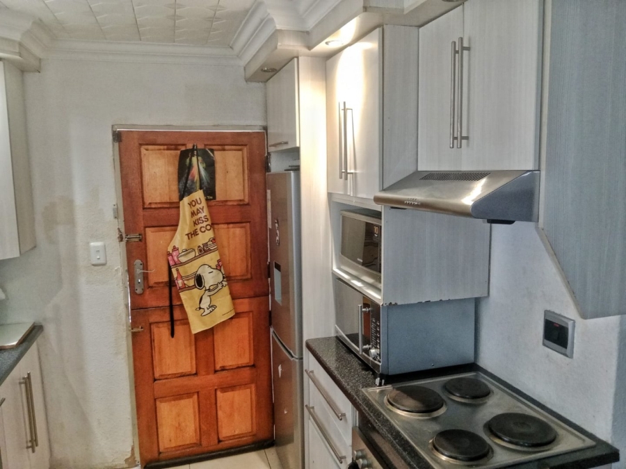 2 Bedroom Property for Sale in Soshanguve VV Gauteng