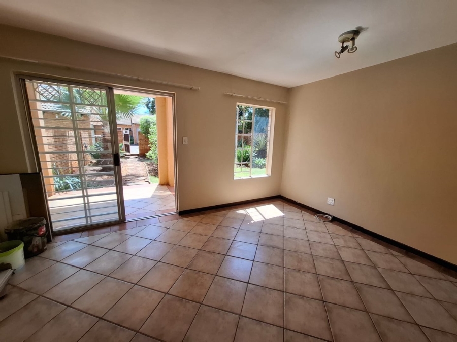 2 Bedroom Property for Sale in Equestria Gauteng