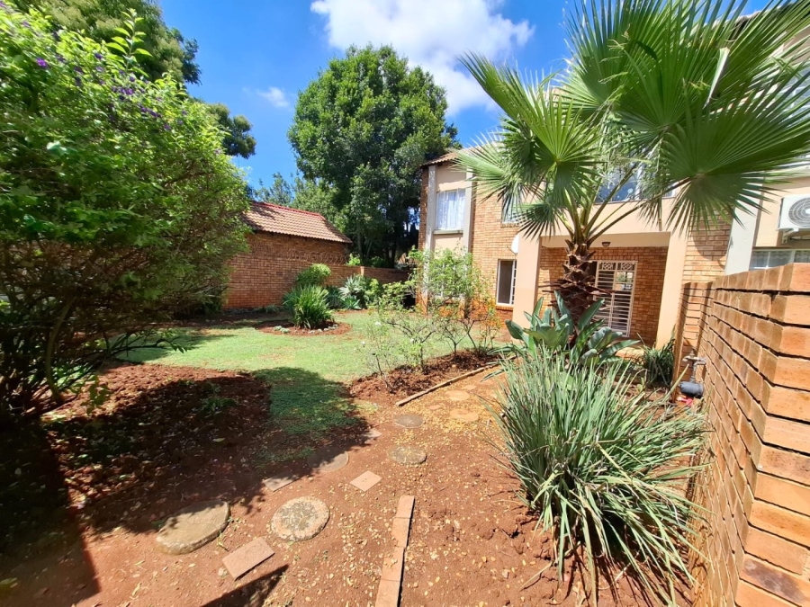 2 Bedroom Property for Sale in Equestria Gauteng